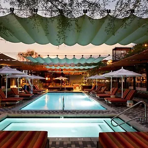 https://arrive-phoenix-phoenix.hotelsofphoenix.com