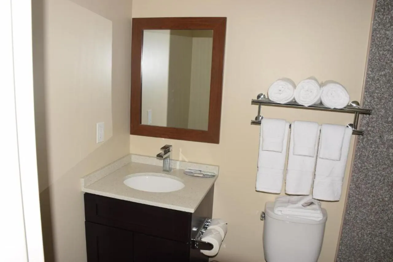 Astoria Delancy Inn & Suites New York Szálloda